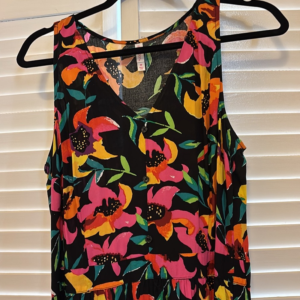 High/Low dress - Picture 3 of 3